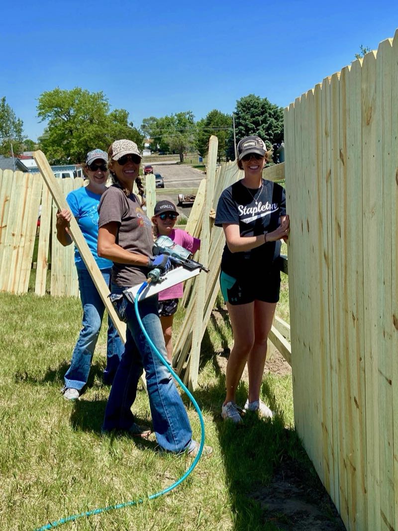 8-Foot Privacy in Haltom City